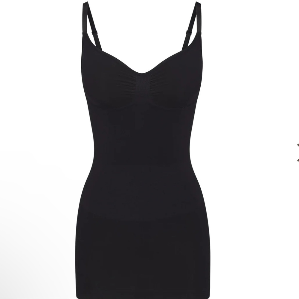SKIMS SEAMLESS SCULPT SLIP DRESS